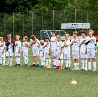 Das königliche Fußballcamp beim SV Frömmersbach